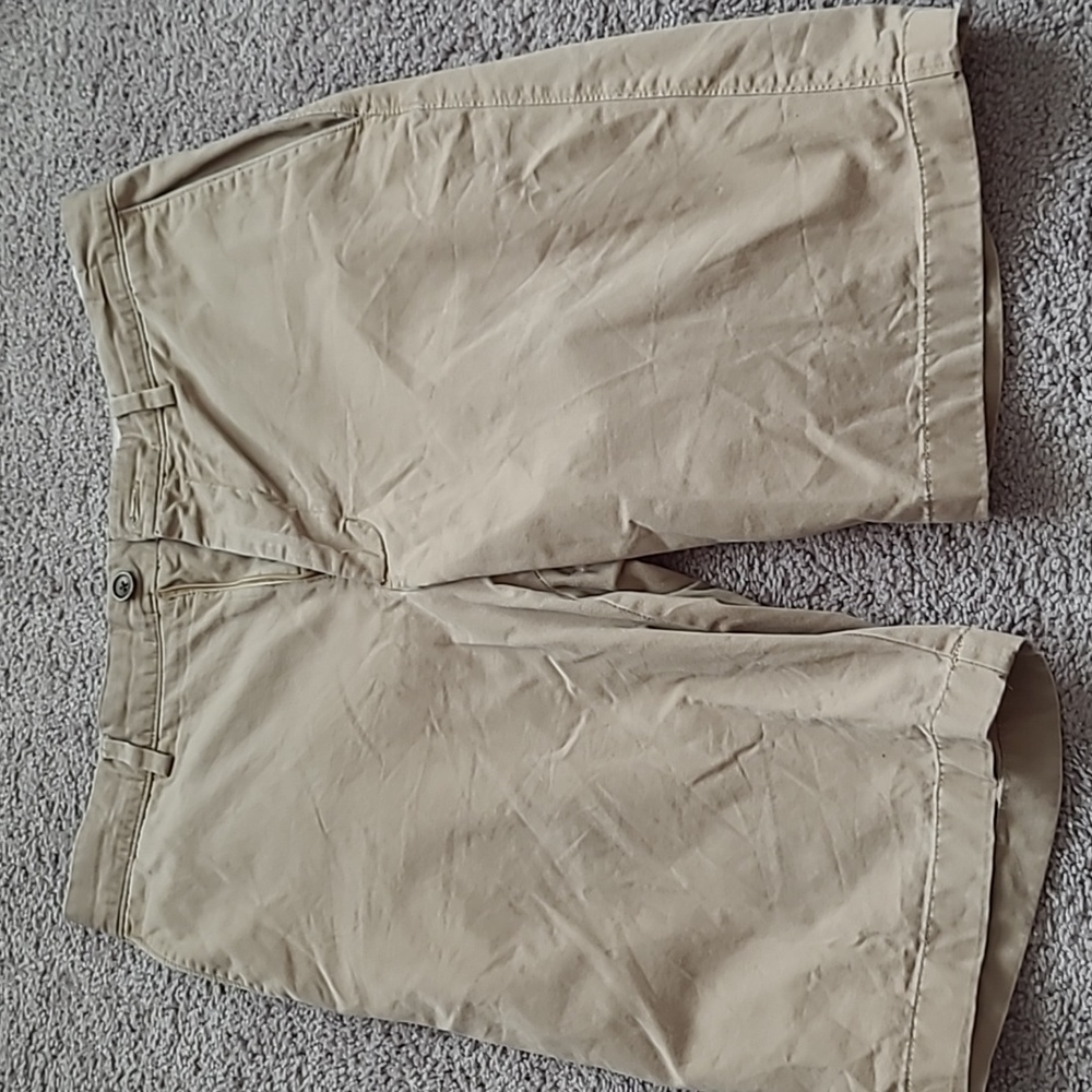 Banana Republic Emerson Shorts Khaki sz 32